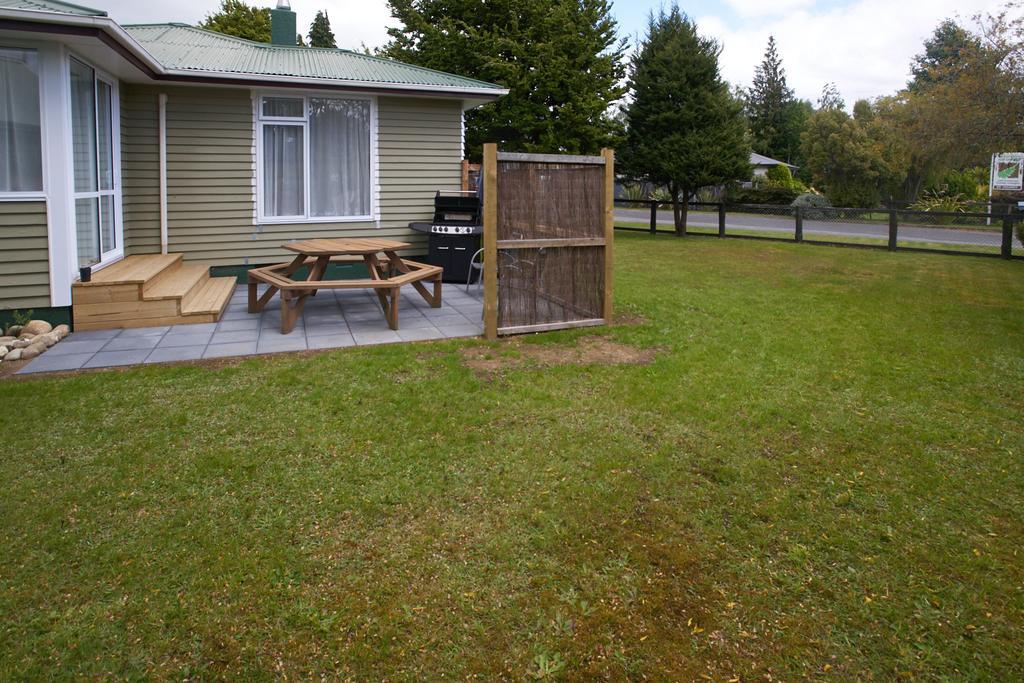 Accommodation Fiordland -The Three Bedroom House At 226A Milford Road Te Anau Luaran gambar